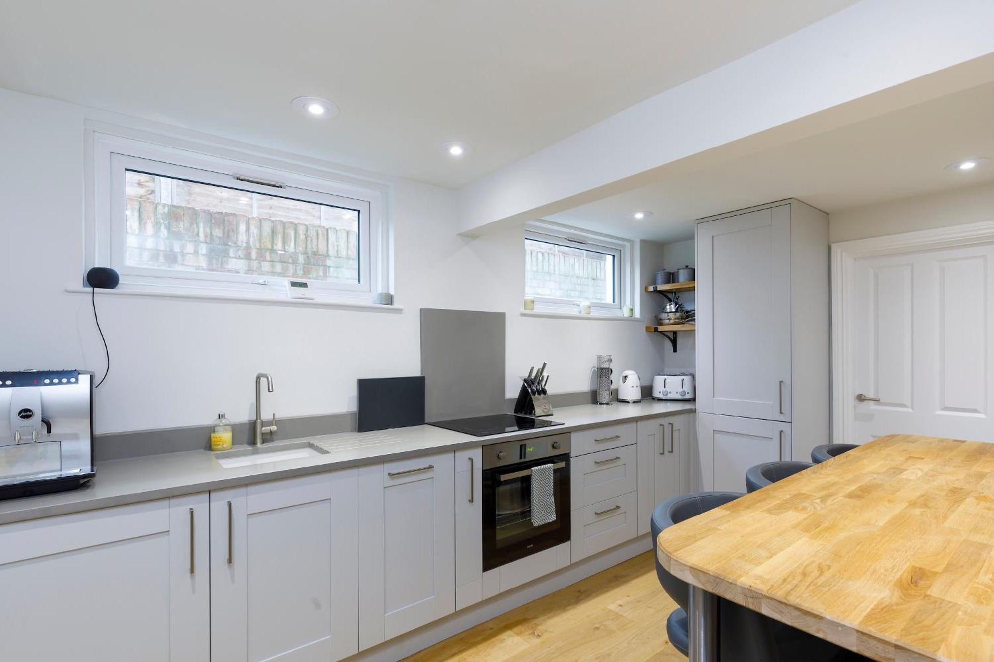 Spacious 2 Bedroom Apartment With Beautiful Garde Hove Extérieur photo
